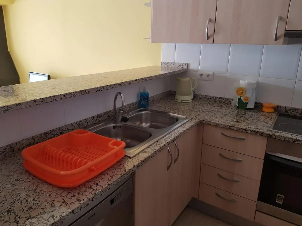 אמפוריבראבה Magnifico Apartamento Junto Al Canal Principal. דירה